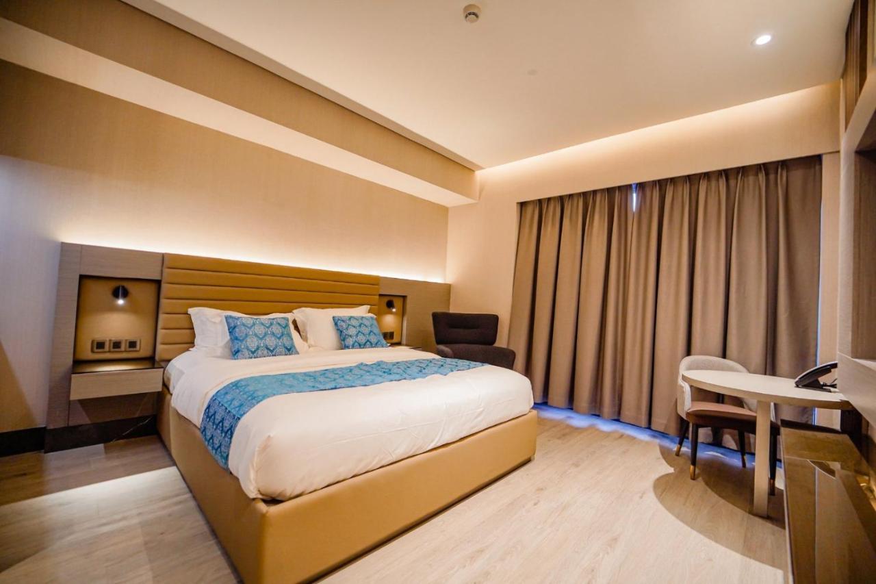 Bayprime Hotel Paranaque City المظهر الخارجي الصورة